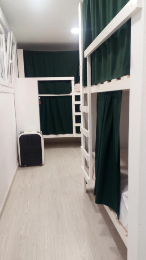 Fonte Dos Aloques Hostel Porrino Luaran gambar