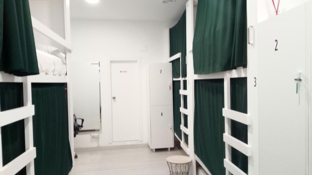 Fonte Dos Aloques Hostel Porrino Luaran gambar