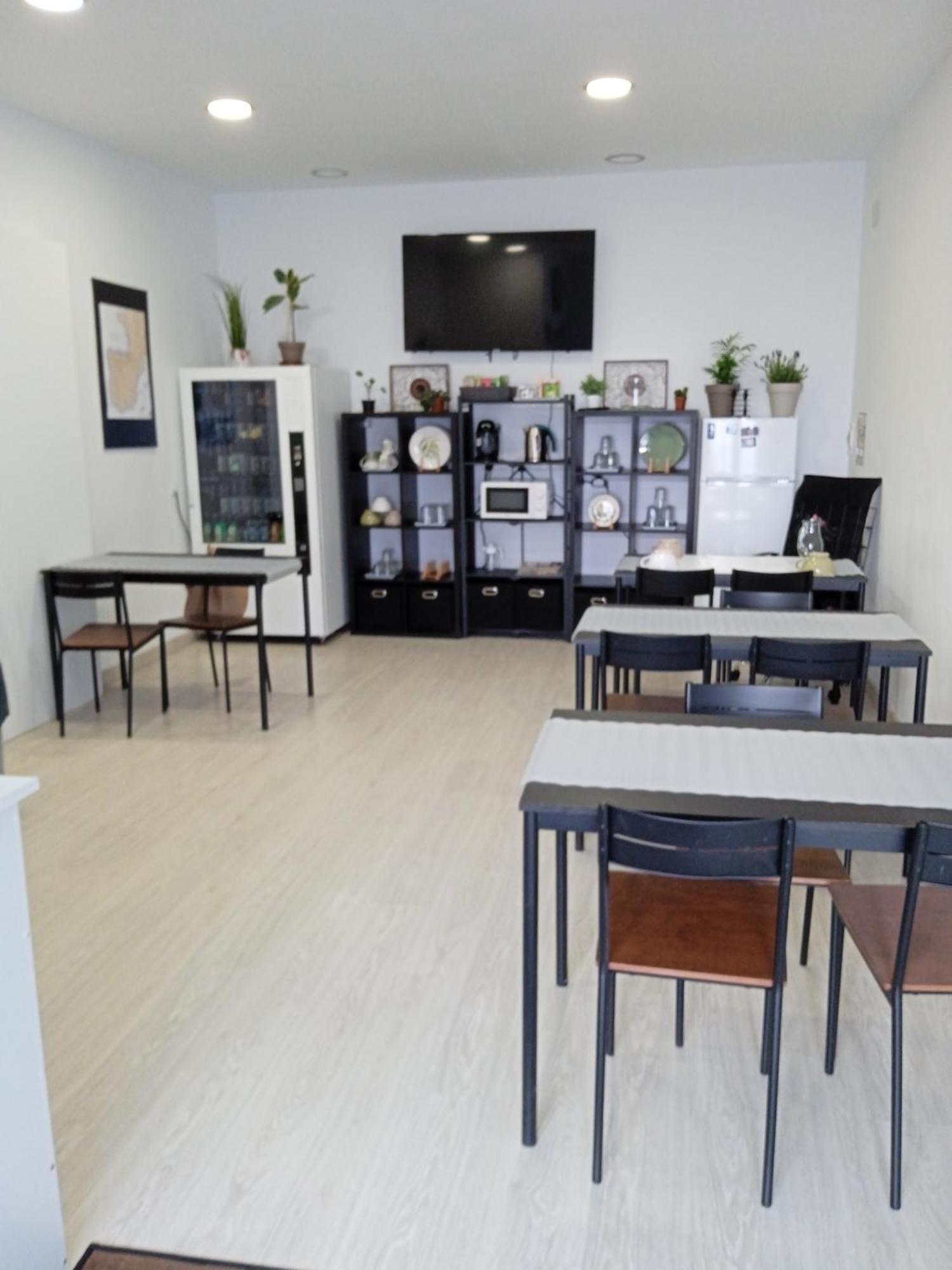 Fonte Dos Aloques Hostel Porrino Luaran gambar